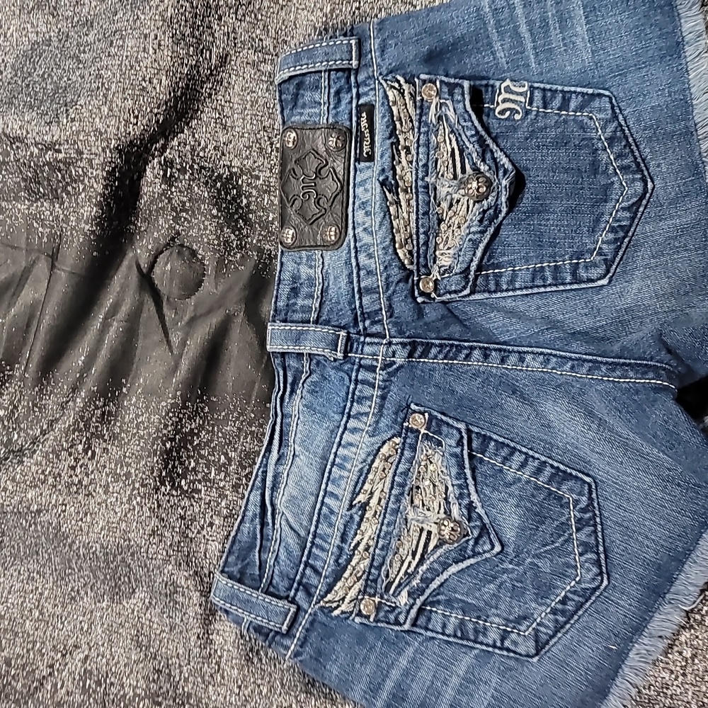 Women shorts